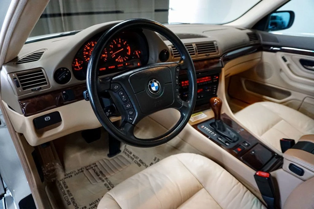 1999 BMW E38 7 Series - Image 9 of 12