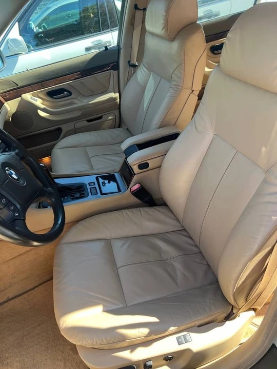 1999 BMW E38 750i & 750iL Sedan - Image 9 of 14