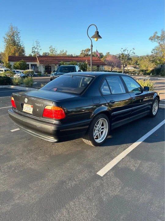 1999 BMW E38 7 Series - Image 2 of 12