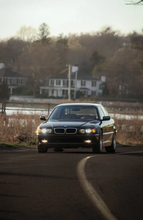 1999 BMW E38 7 Series - Image 9 of 31