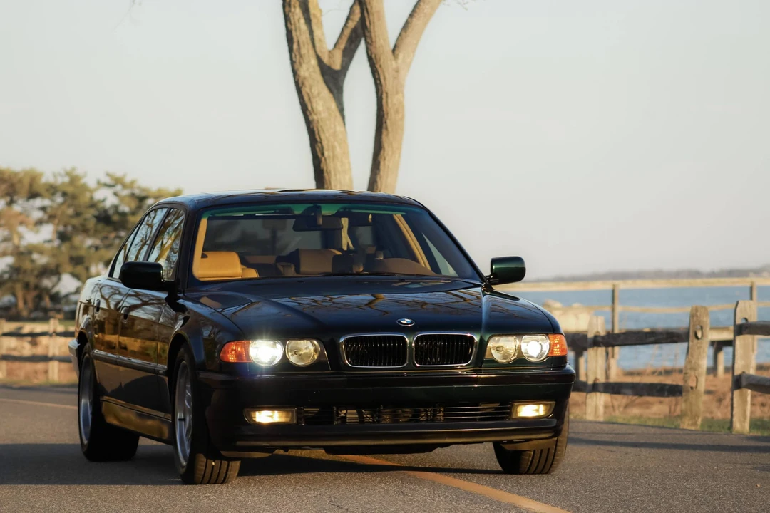 1999 BMW E38 7 Series - Image 12 of 31
