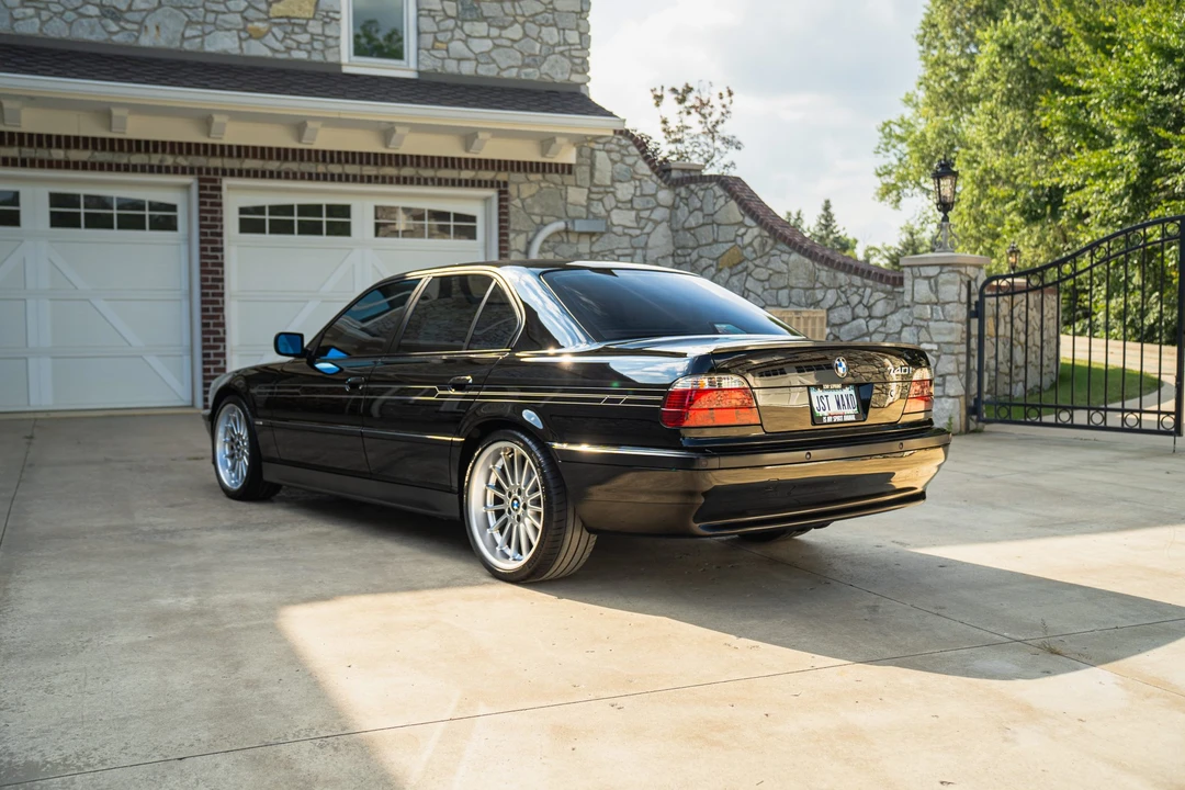 1999 BMW E38 7 Series - Image 11 of 31