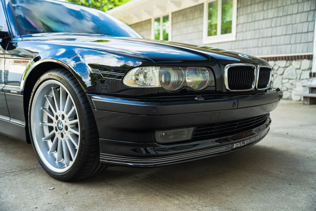 1999 BMW E38 7 Series - Image 30 of 31