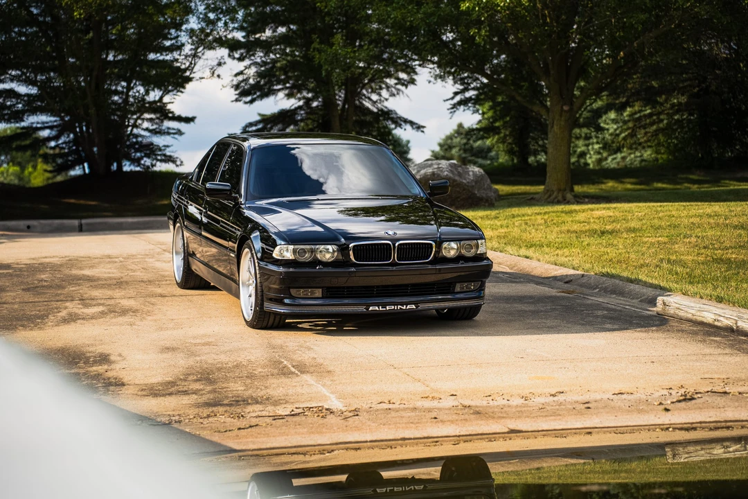 1999 BMW E38 7 Series - Image 3 of 31