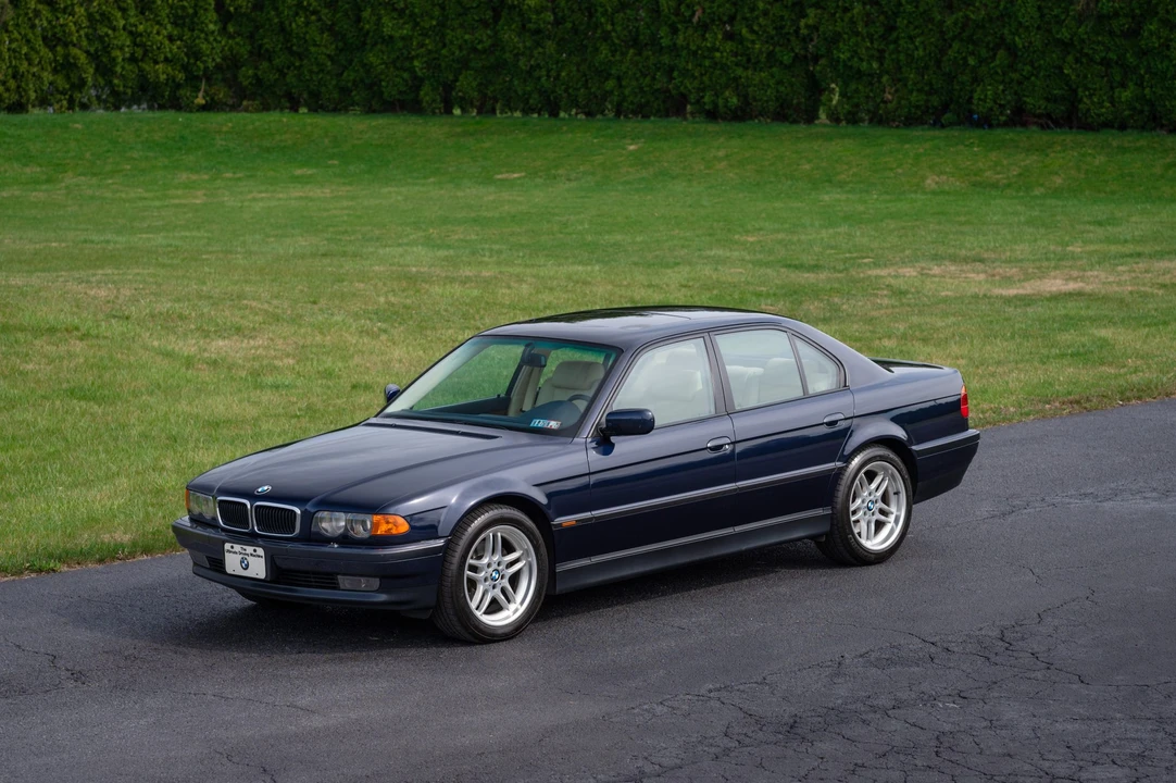 1999 BMW E38 7 Series - Image 9 of 31