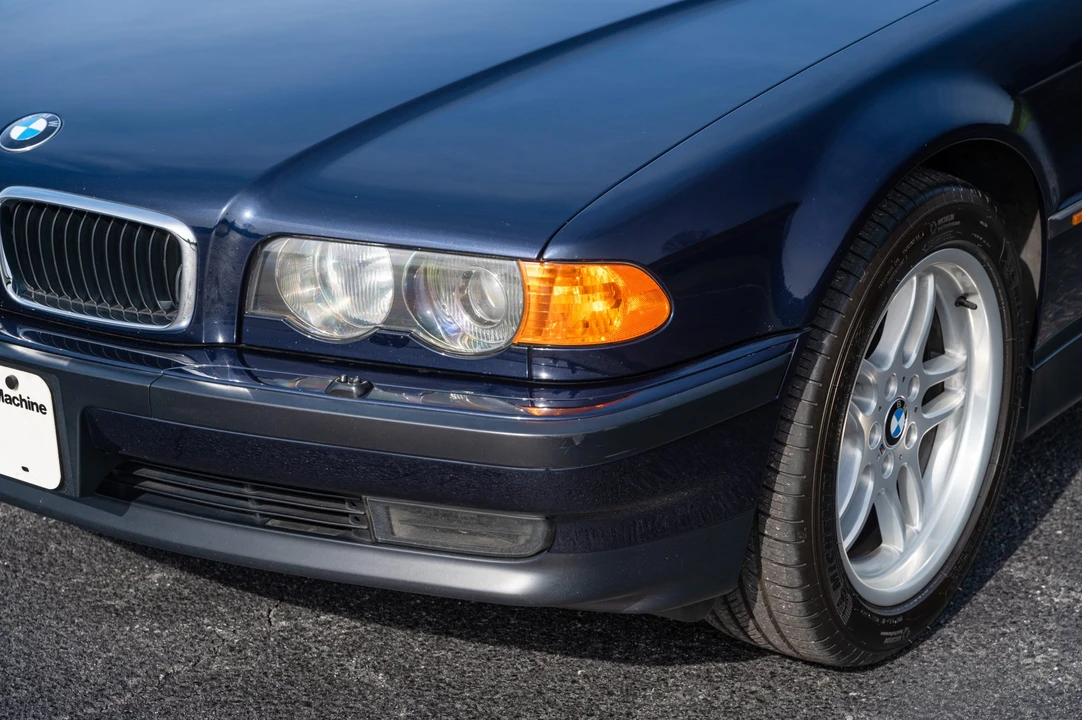 1999 BMW E38 7 Series - Image 29 of 31