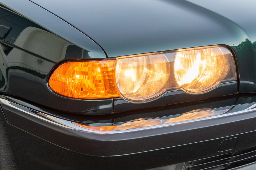 1999 BMW E38 7 Series - Image 22 of 31