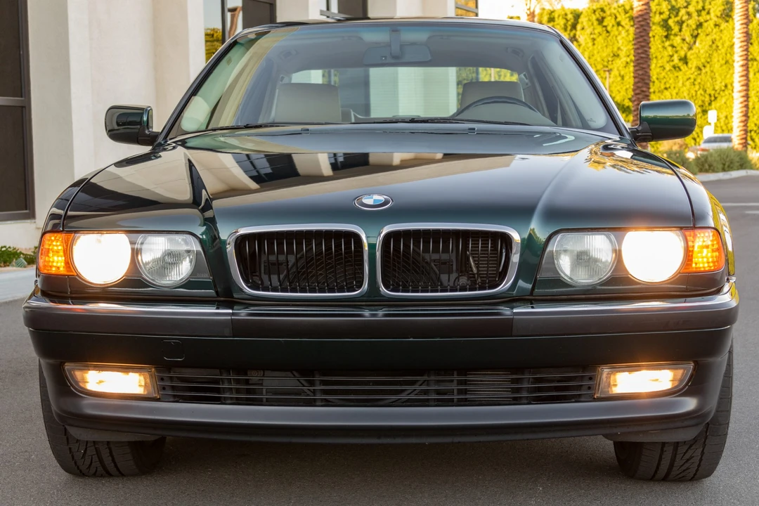 1999 BMW E38 7 Series - Image 3 of 31