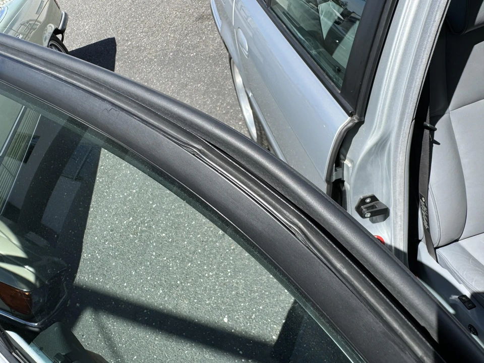 1999 BMW E38 7 Series - Image 29 of 31