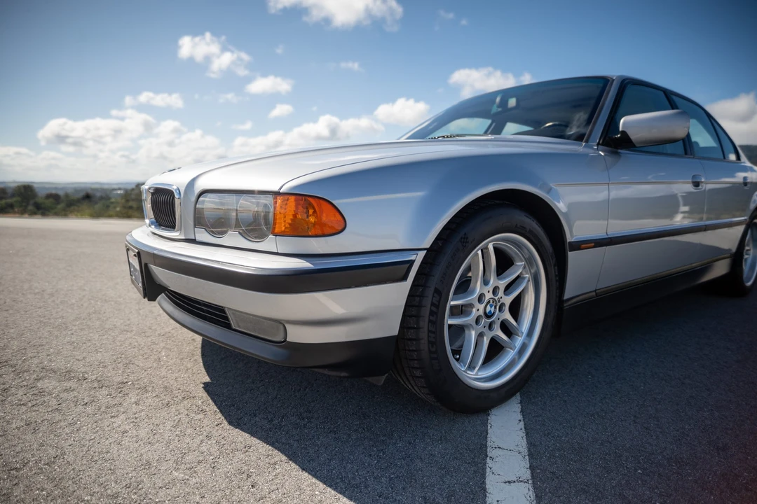 1999 BMW E38 7 Series - Image 11 of 31