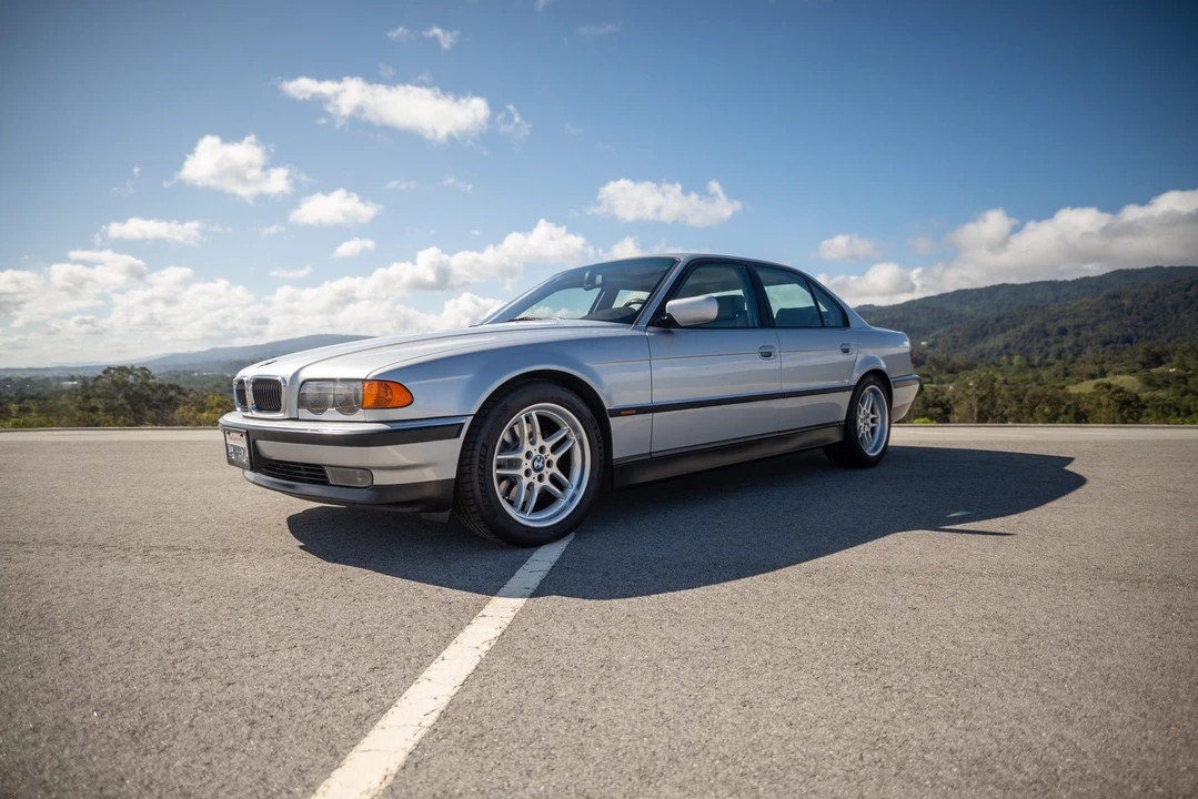 1999 BMW E38 7 Series - Image 2 of 31