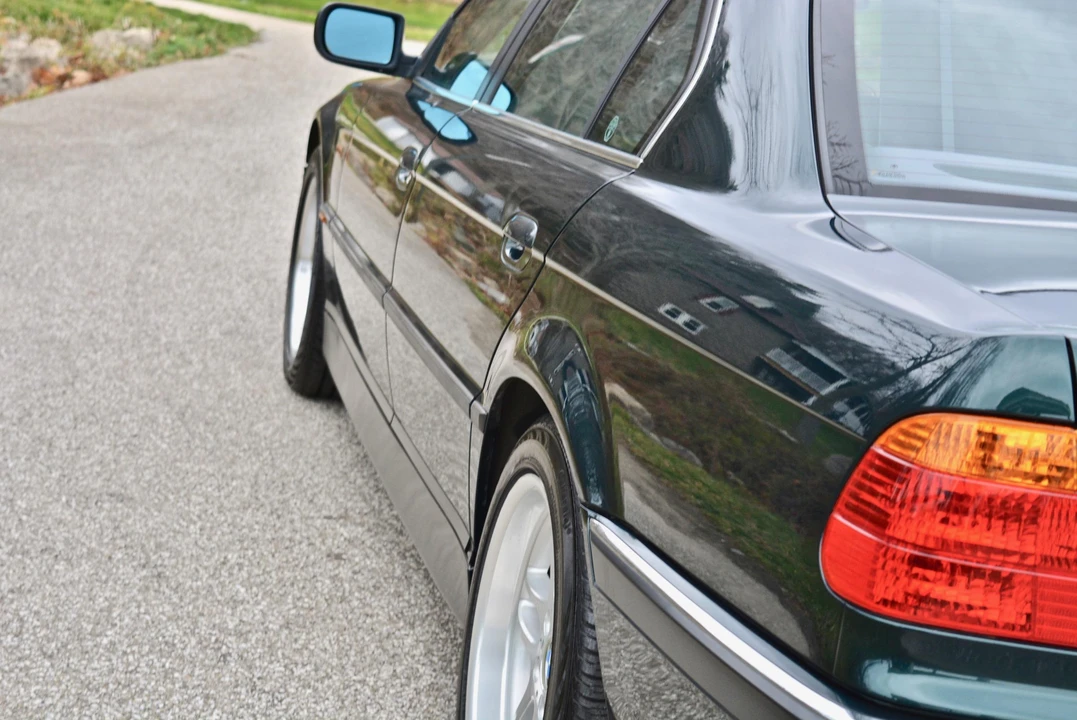 1999 BMW E38 7 Series - Image 26 of 31