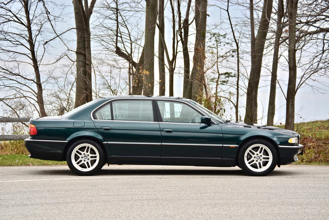 1999 BMW E38 7 Series - Image 11 of 31