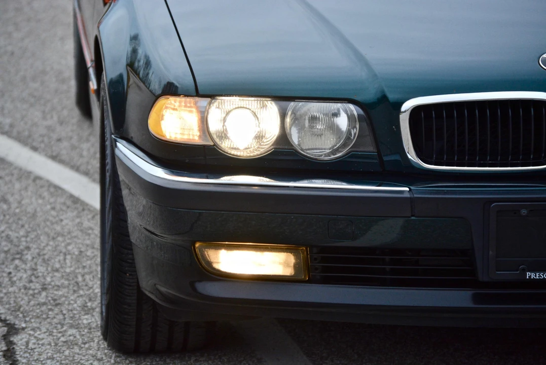 1999 BMW E38 7 Series - Image 17 of 31