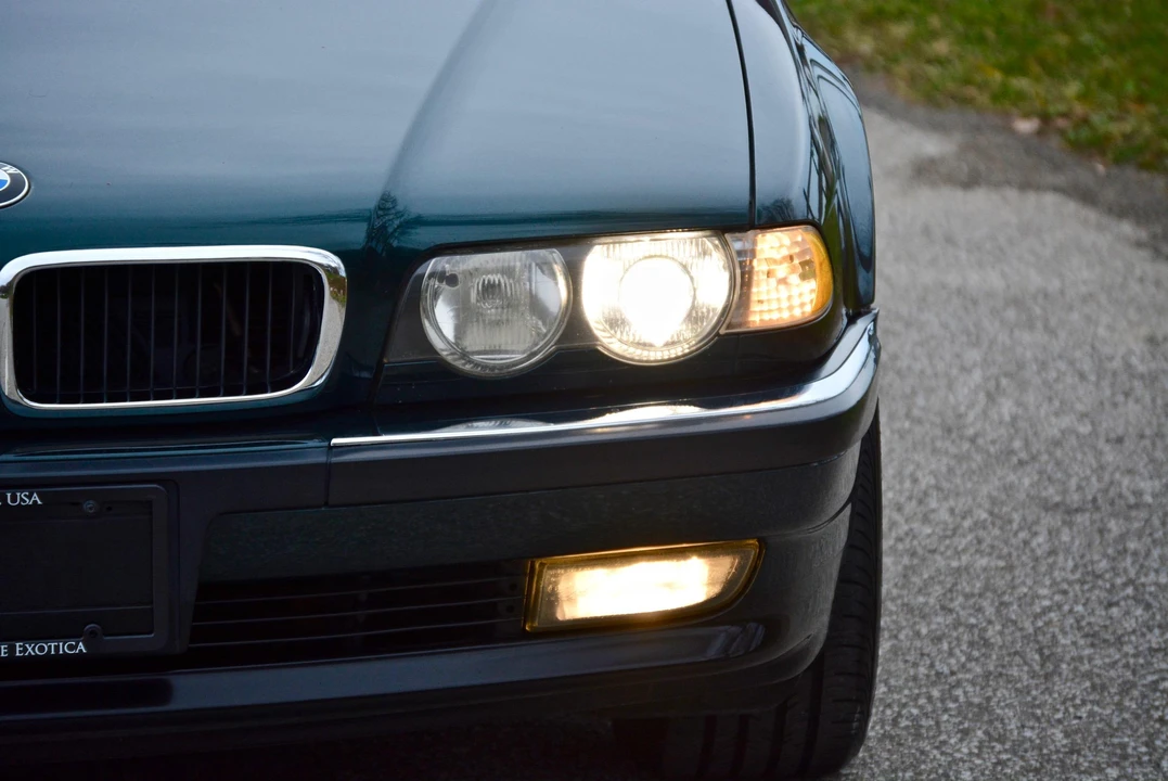1999 BMW E38 7 Series - Image 19 of 31