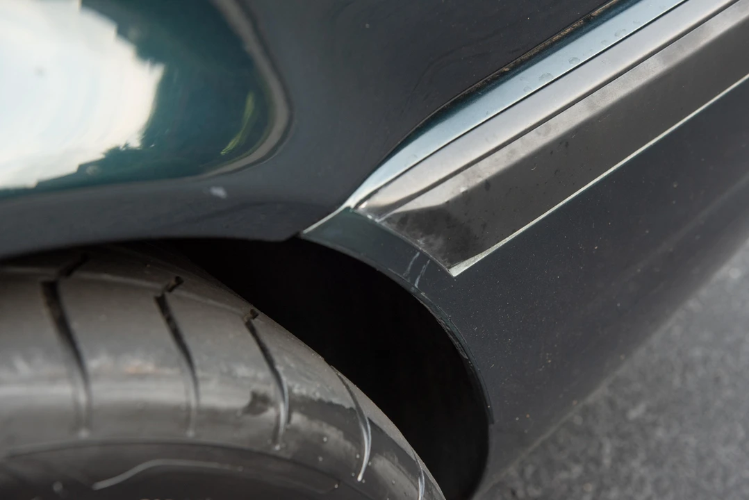 1999 BMW E38 7 Series - Image 26 of 31