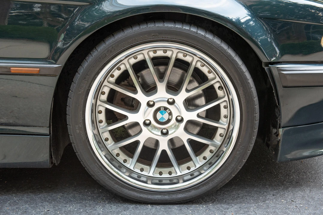 1999 BMW E38 7 Series - Image 29 of 31