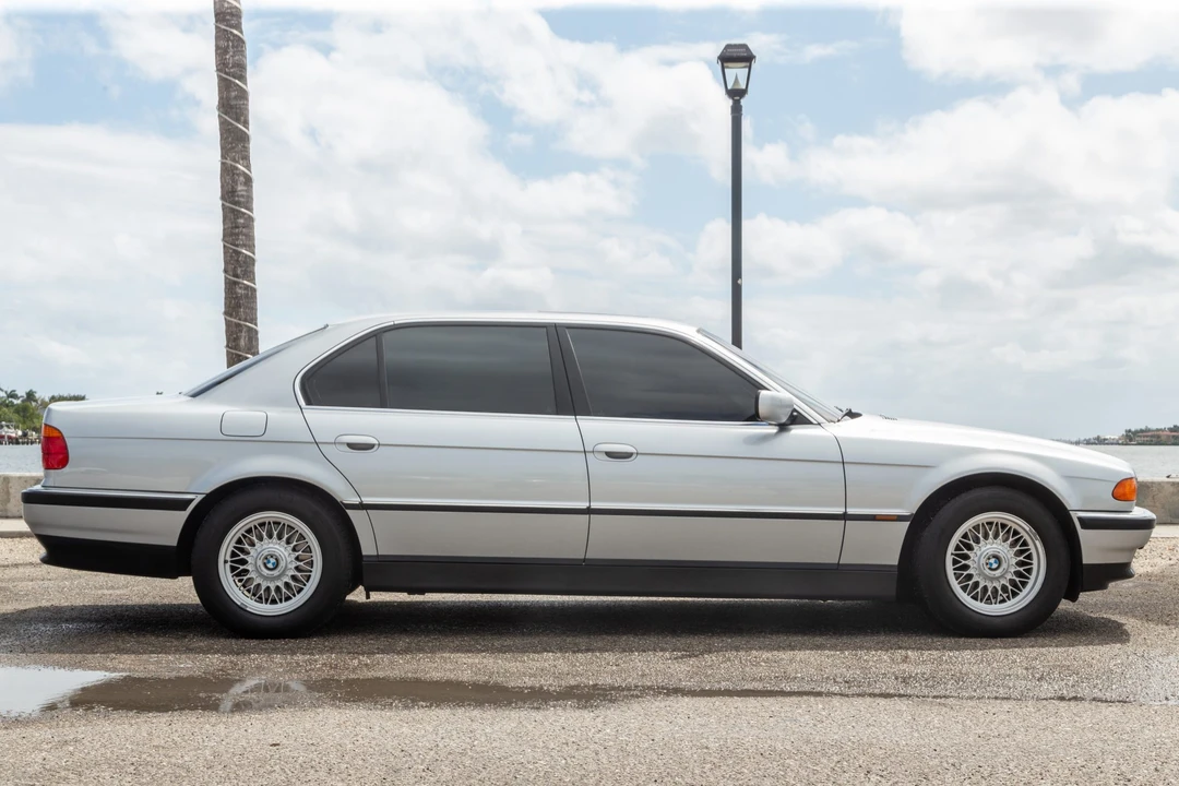 1999 BMW E38 7 Series - Image 8 of 31