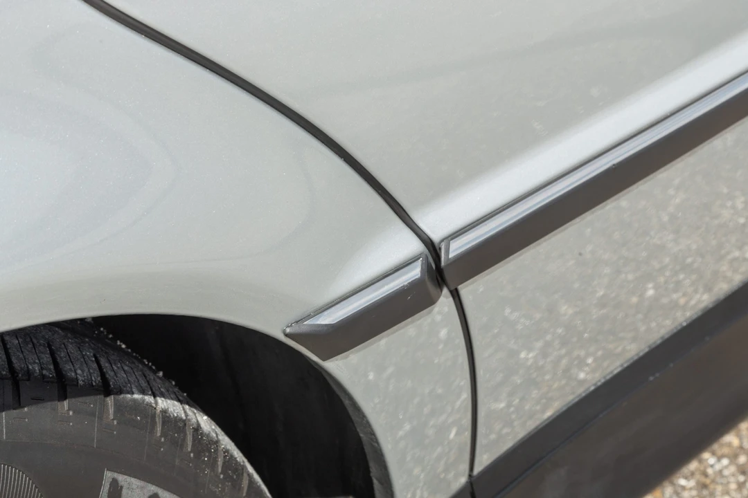 1999 BMW E38 7 Series - Image 29 of 31