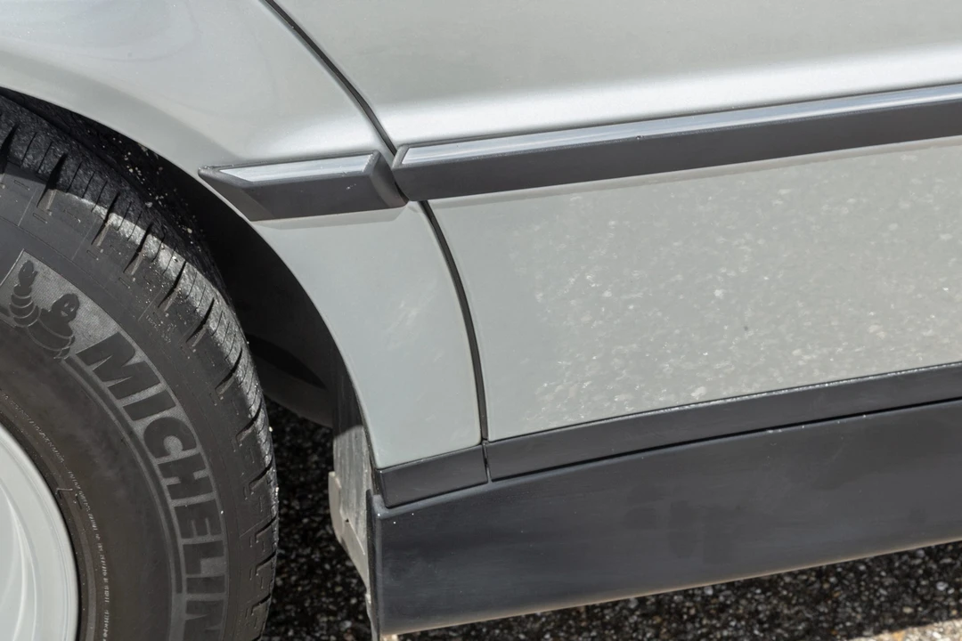 1999 BMW E38 7 Series - Image 30 of 31