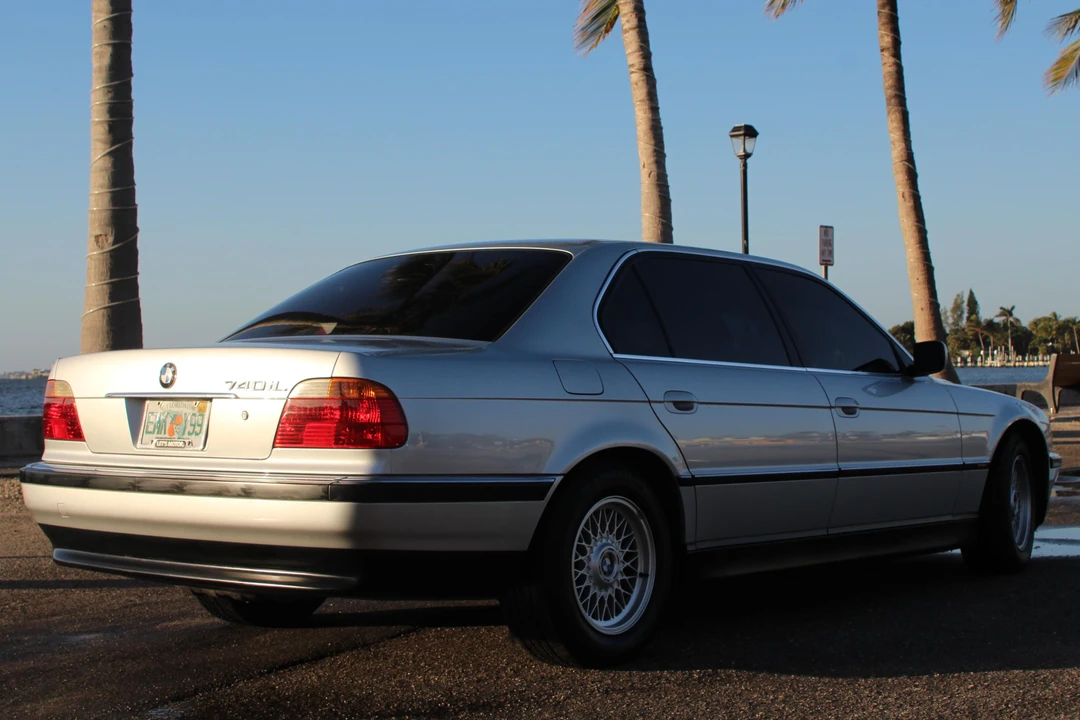 1999 BMW E38 7 Series - Image 4 of 9