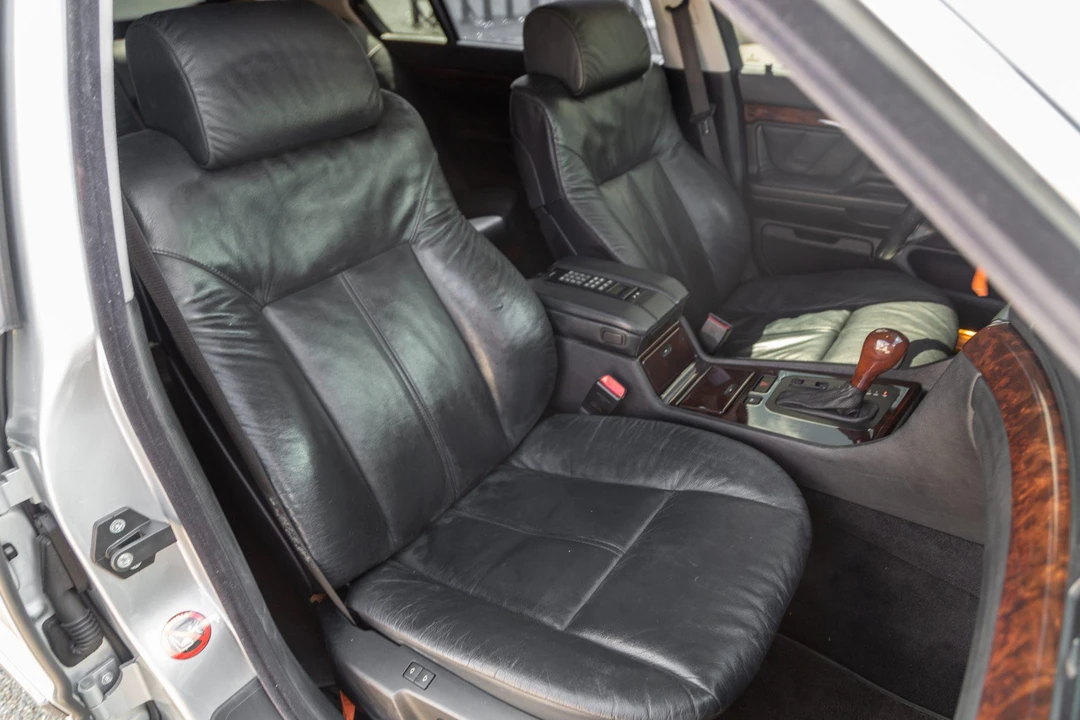 1999 BMW E38 7 Series - Image 9 of 9