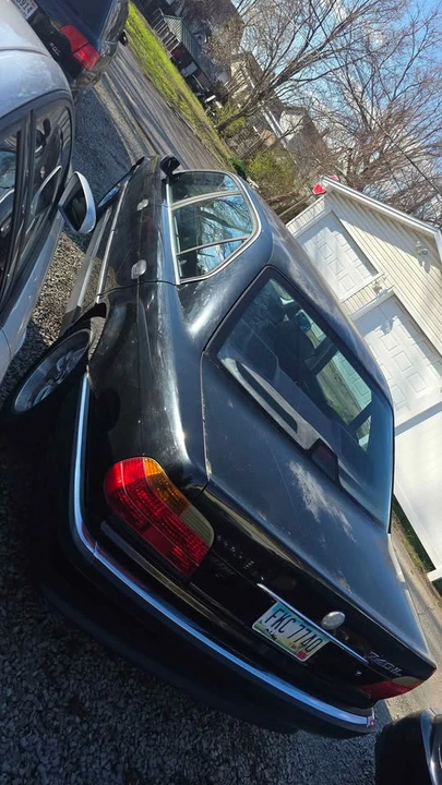 1999 BMW E38 7 Series - Image 3 of 6