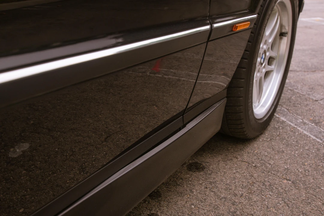 1999 BMW E38 750i & 750iL Sedan - Image 26 of 31