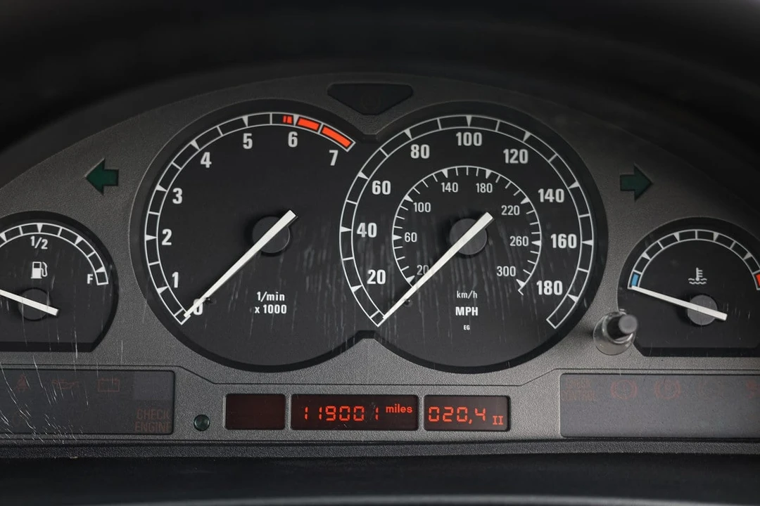1999 BMW E31 8 Series - Image 25 of 30