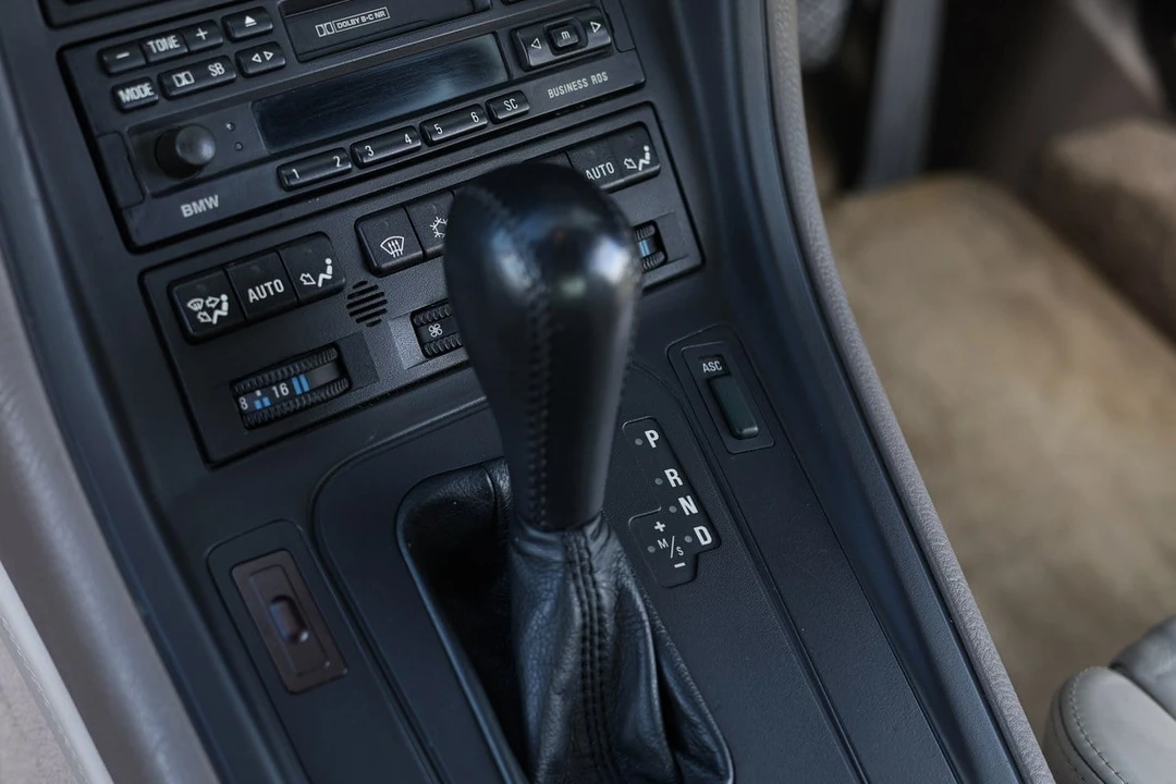 1999 BMW E31 8 Series - Image 28 of 30