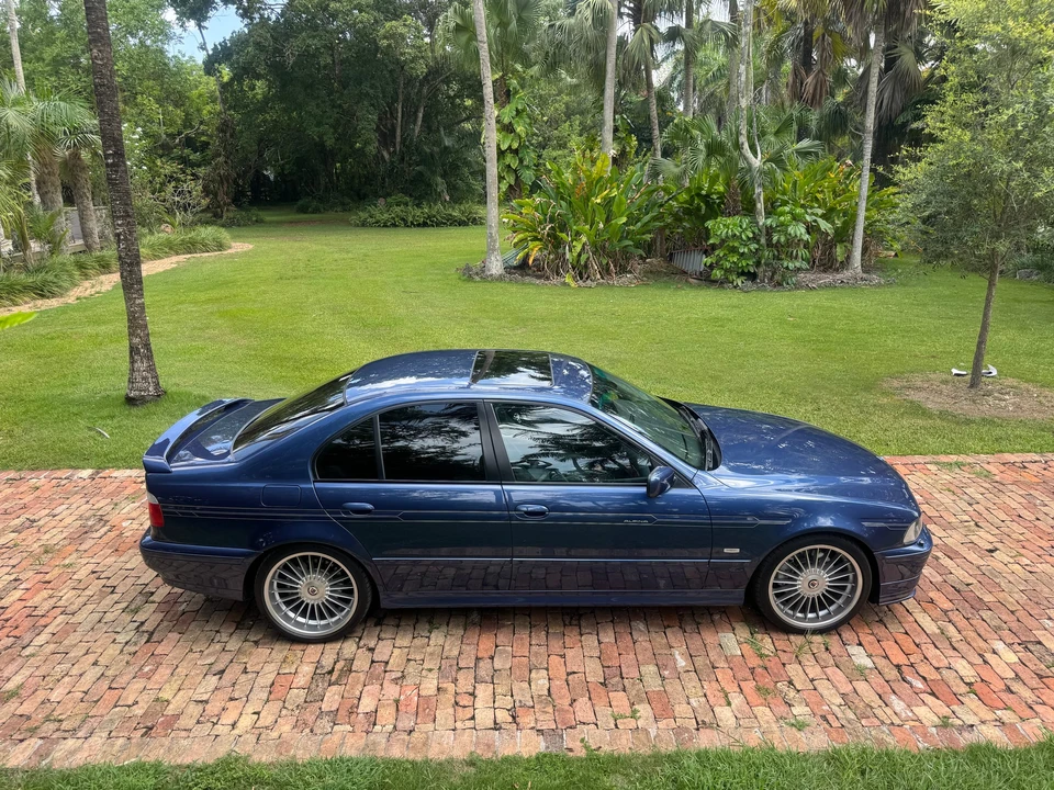 1999 BMW Alpina B10 - Image 7 of 31