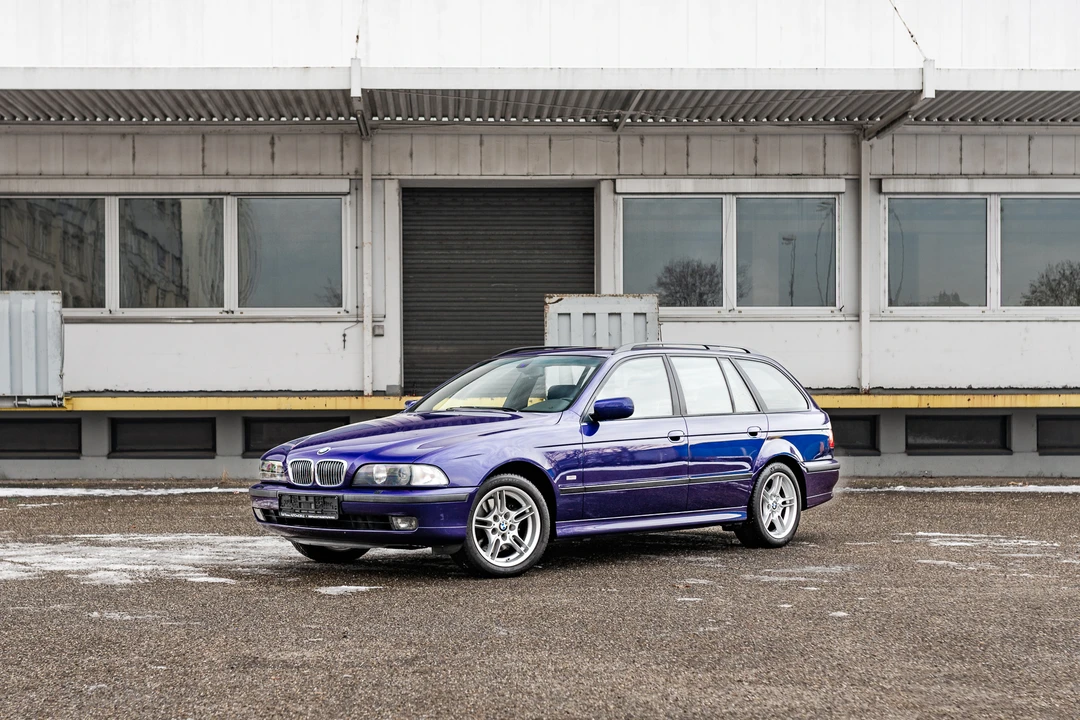 1999 BMW E39 540i - Image 10 of 31