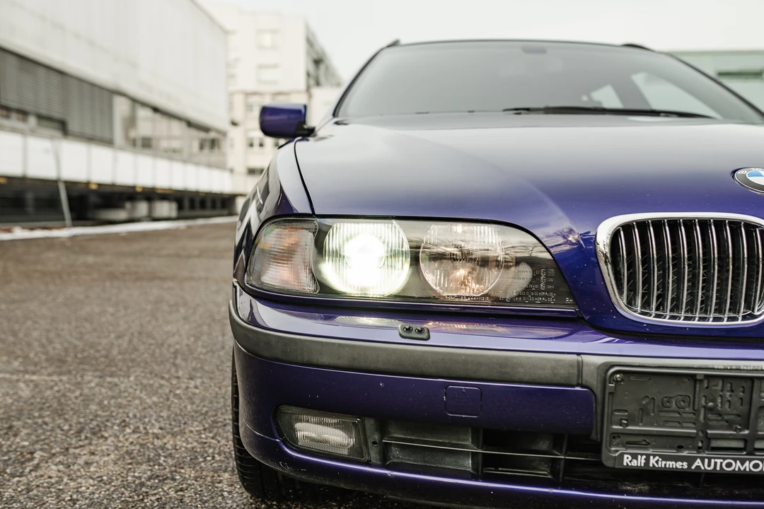 1999 BMW E39 540i - Image 24 of 31