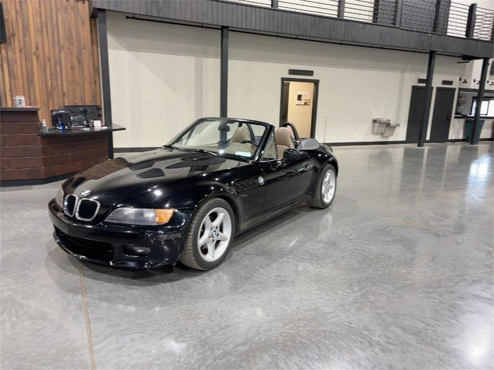 1999 BMW Z3 M Roadster - Image 2 of 31