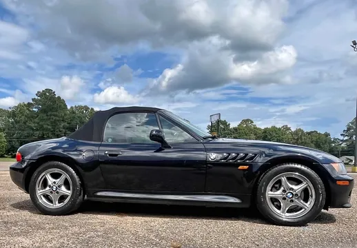 1999 BMW Z3 2.3 Roadster 2D