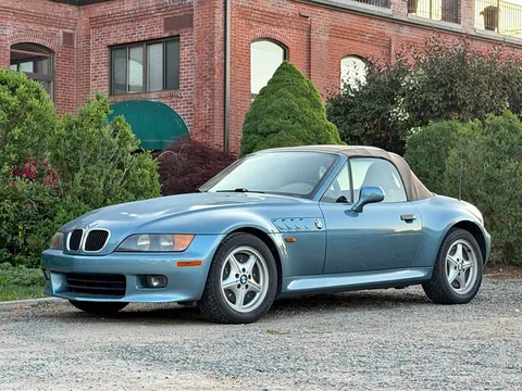 1999 BMW Z3 2.3 Roadster 2D