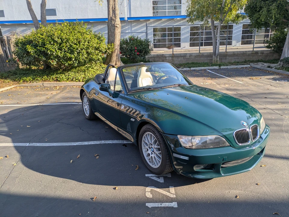 1999 BMW Z3 Roadster - Image 2 of 31
