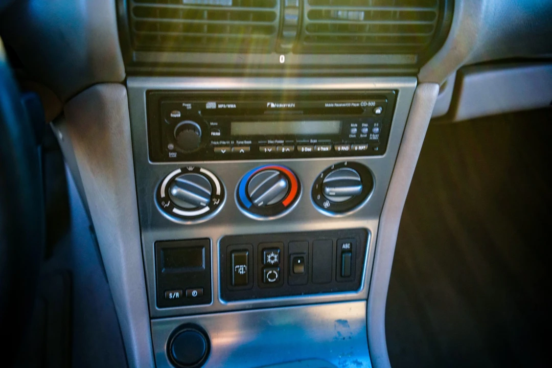 1999 BMW Z3 Coupe - Image 27 of 31