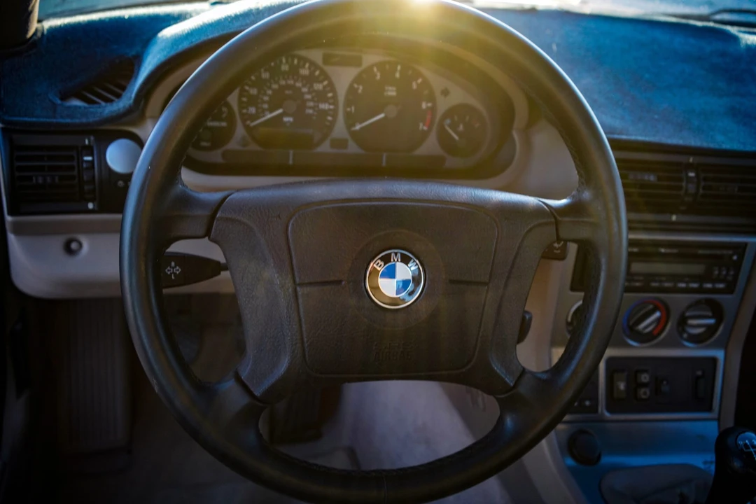 1999 BMW Z3 Coupe - Image 25 of 31