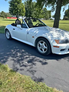 1999 BMW Z3 6-Cyl Roadster 2D