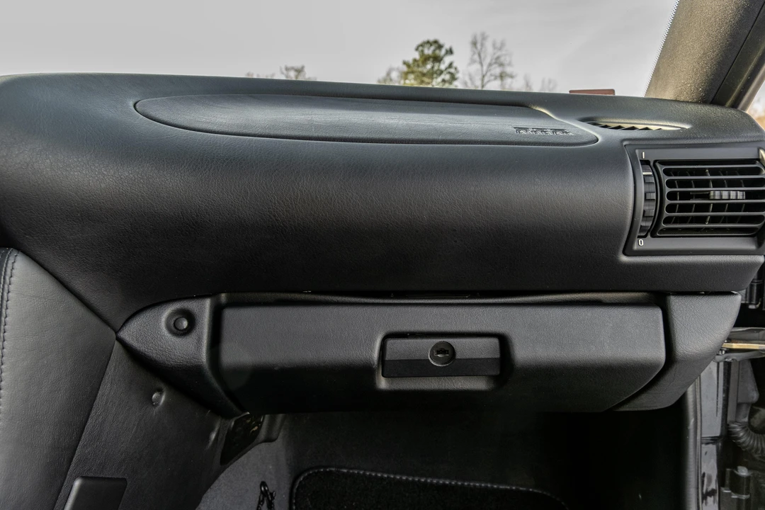 1999 BMW Z3 Coupe - Image 29 of 31