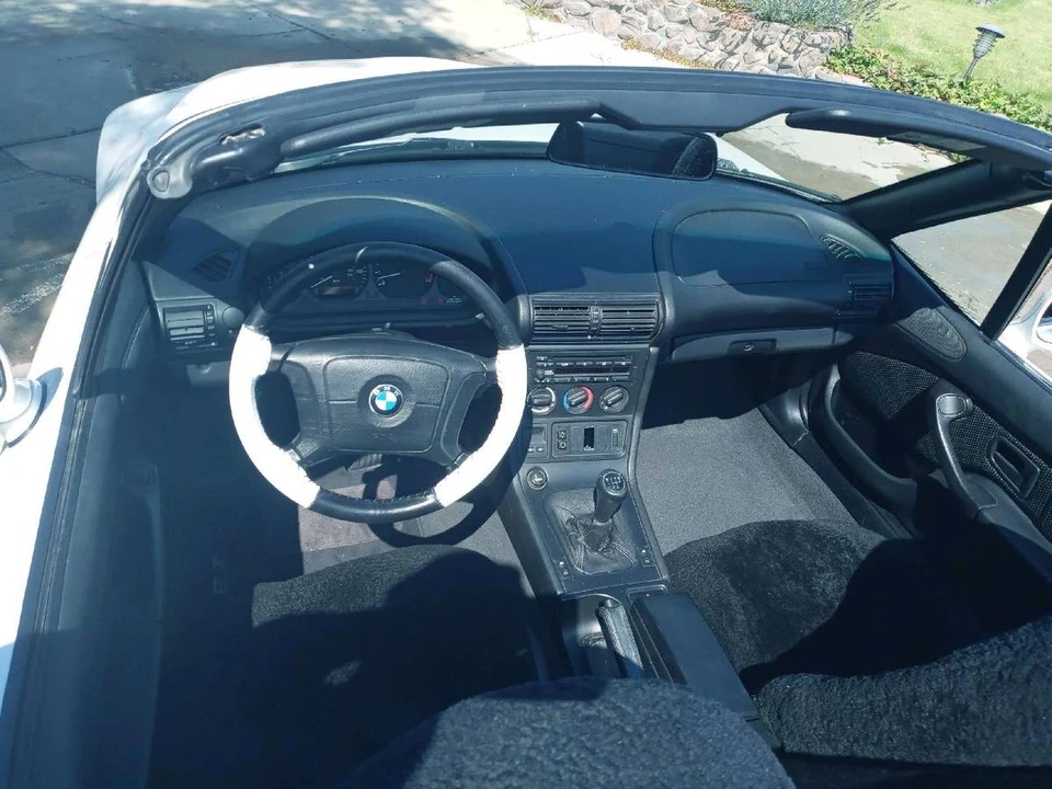 1999 BMW Z3 Roadster - Image 2 of 5