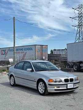 1999 BMW 323i