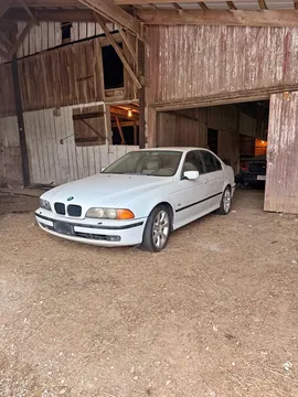 1999 BMW 528i