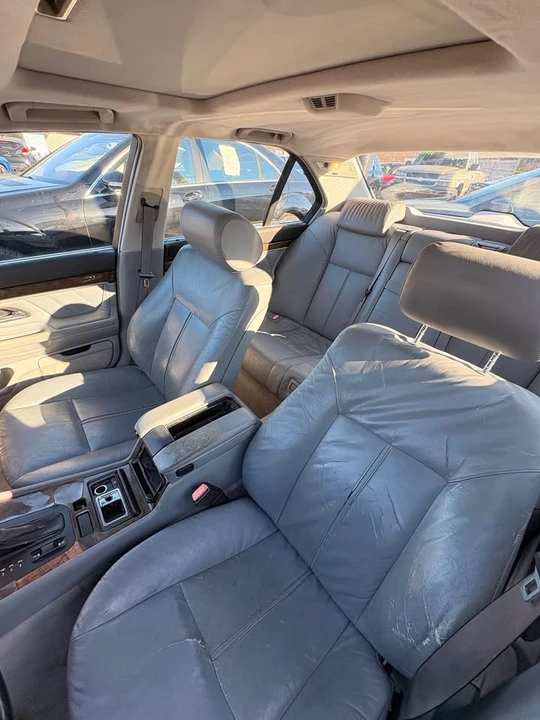 1999 BMW E38 7 Series - Image 3 of 4