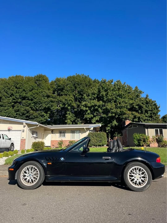 1999 BMW Z3 Roadster - Image 2 of 10