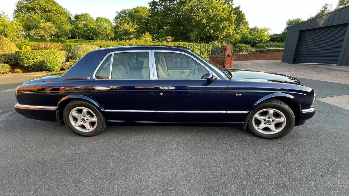 1999 Bentley Arnage - Image 2 of 30