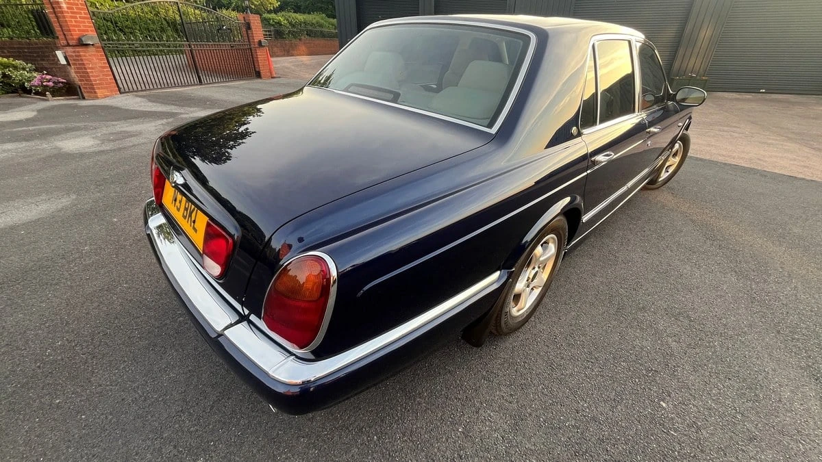 1999 Bentley Arnage - Image 17 of 30