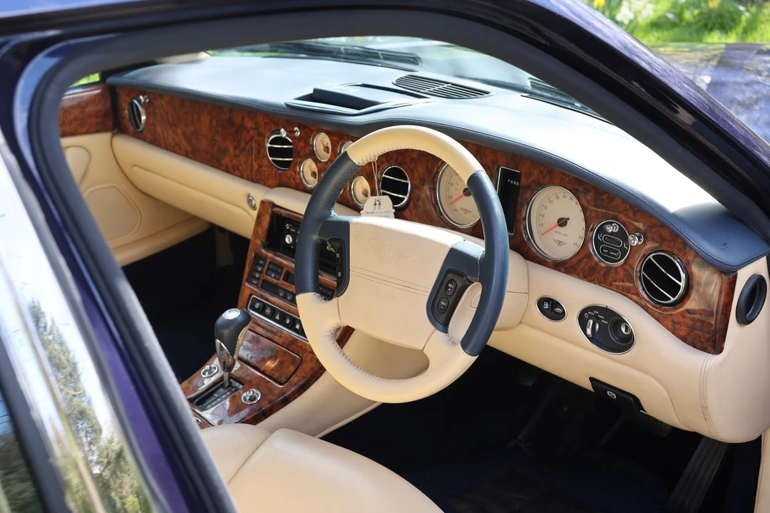 1999 Bentley Arnage - Image 22 of 30