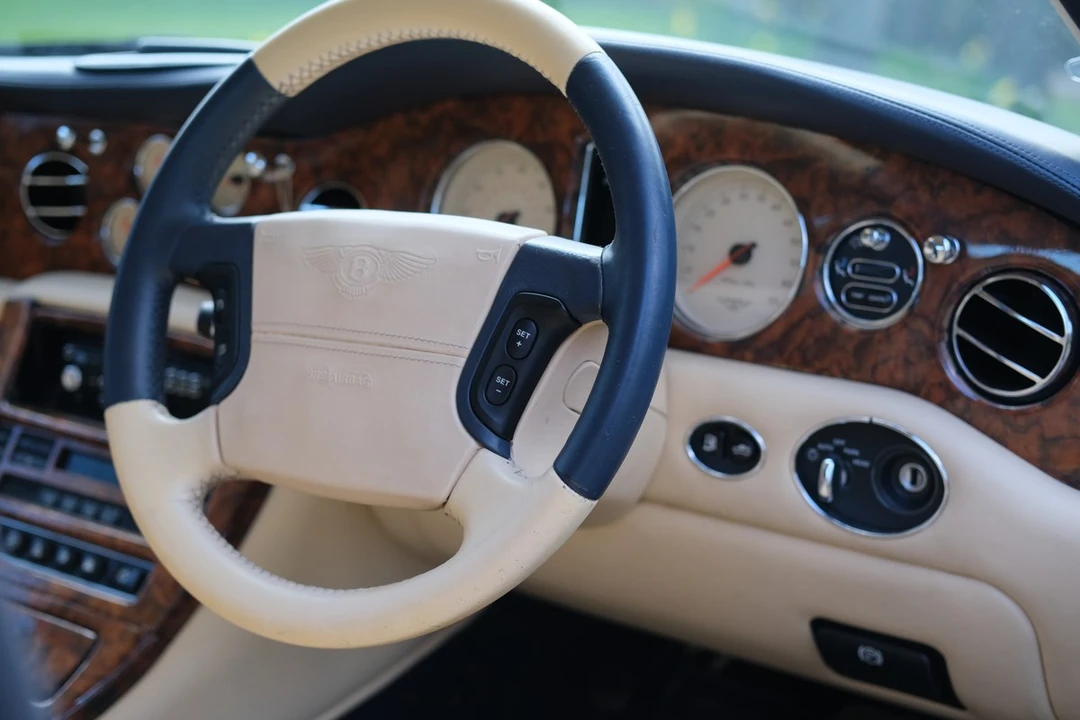 1999 Bentley Arnage - Image 24 of 30